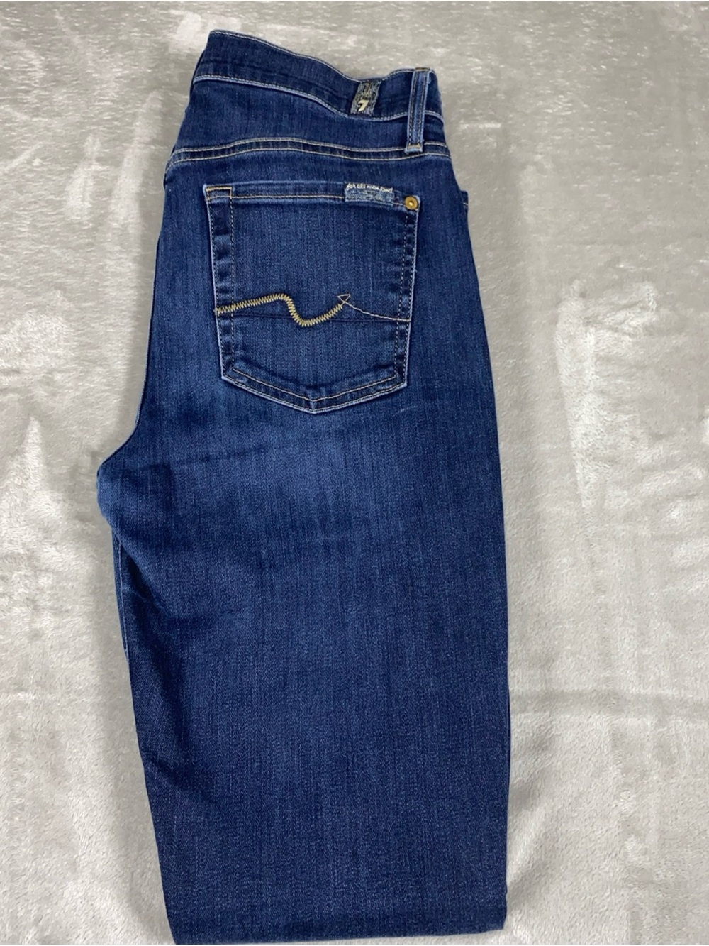 7 For All Mankind Woman’s High Waist Gwenevere Skinny Jeans Dark Wash 29x27